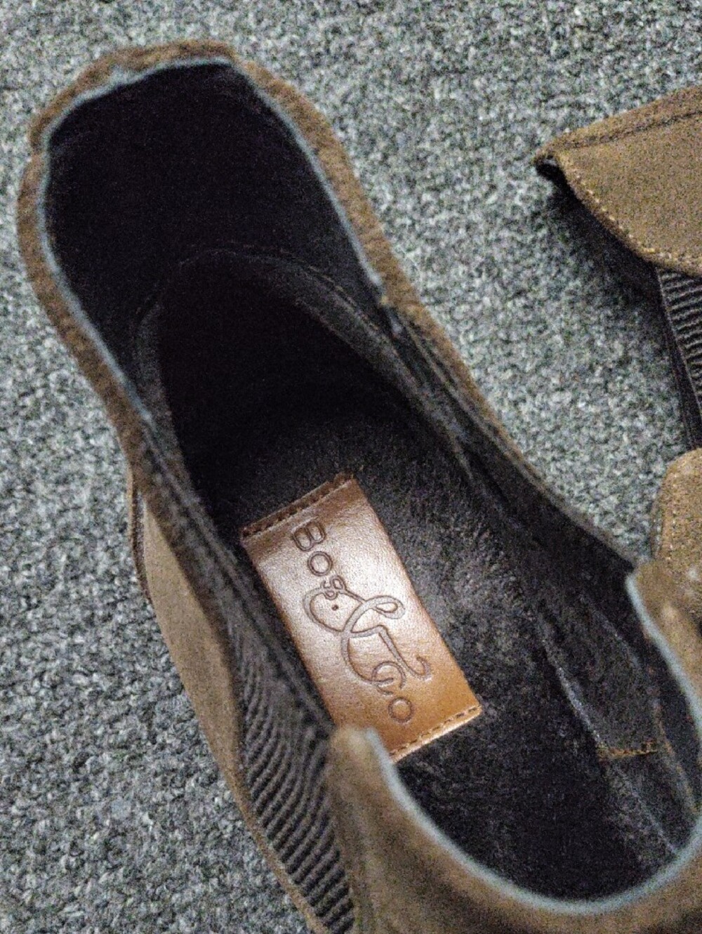 Bos. & Co. Brown Suede Chelsea Ankle Boots/ Booties - Picture 3 of 13